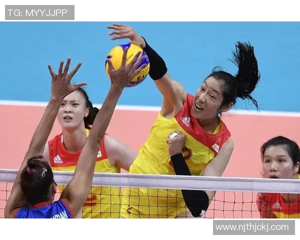 武汉排球队包夹战术解析及其在排球比赛中的应用与影响 武汉排球队包夹战术解析及其在排球比赛中的应用与影响