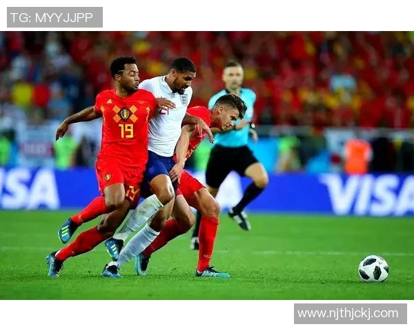 英格兰与美国友谊赛精彩对决展现足球魅力与团队精神 英格兰与美国友谊赛精彩对决展现足球魅力与团队精神